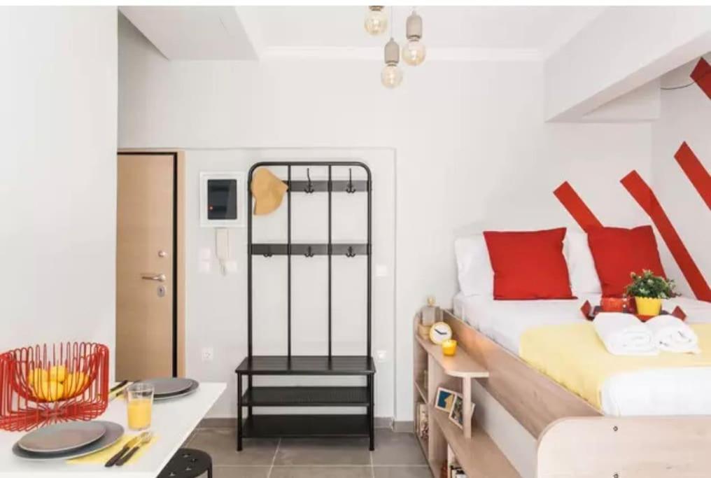 Colorful Apartment In Athena Bagian luar foto